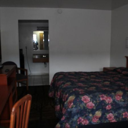 Best Interstate Inn Уит-Ридж Экстерьер фото